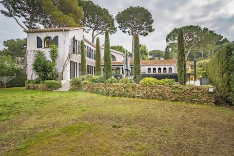 Villa i Antibes, Alpes-Maritimes, Antibes - € 4.700.000 | Ref: HH-15123781 - foto 3