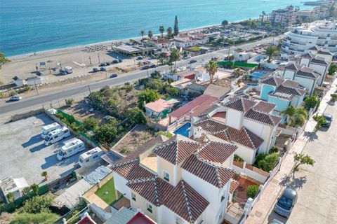 Villa i Torrox, Malaga, Torrox - € 739.000 | Ref: 10781-AF3536 - foto 2