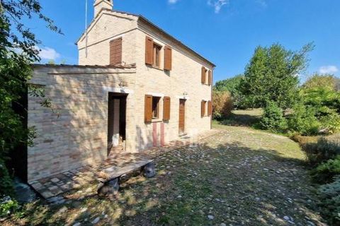 Landejendom i Carassai, Ascoli Piceno, Carassai - € 229.000 | Ref: ST482 - foto 1
