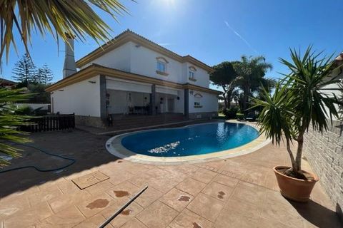 Villa i Chiclana De La Frontera, Cadiz - foto 1