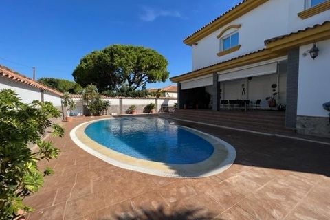 Villa i Chiclana De La Frontera, Cadiz - foto 4