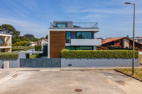 Villa i Arcozelo, Porto, Arcozelo - € 1.650.000 | Ref: CAS_136 - foto 2