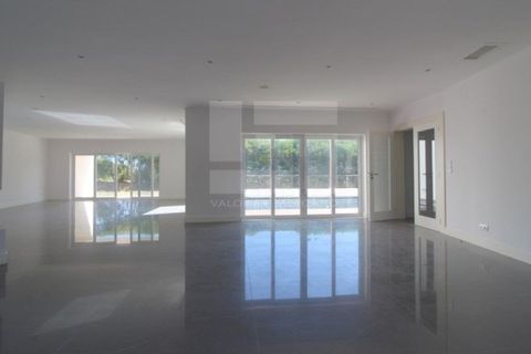 Villa a Belas, Lisbon, Belas - € 1.450.000 | Ref: MOR_9732 - foto 14