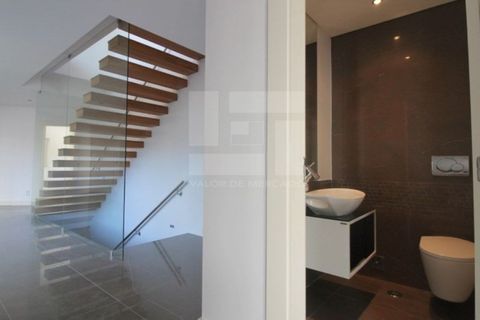 Villa a Belas, Lisbon, Belas - € 1.450.000 | Ref: MOR_9732 - foto 16