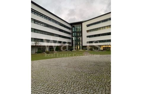 Erhvervsejendom i Carnaxide, Lisbon, Carnaxide - € 250.000 | Ref: W4520 - foto 3