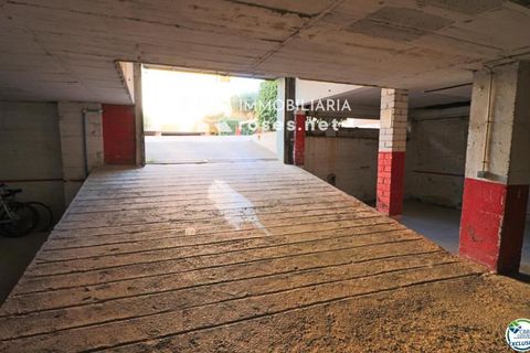 Garage i Empuriabrava, Gerona, Empuriabrava - € 25.000 | Ref: 2687 - foto 2