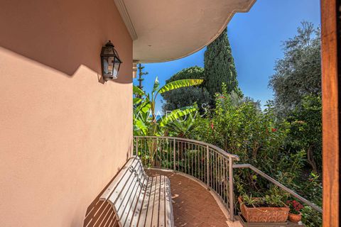 Villa a Sanremo, Imperia, Sanremo - € 1.500.000 | Ref: 5581 - foto 19