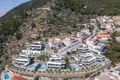 Villa i Calpe, Alicante, Calpe - € 1.850.000 | Ref: W-02TR7U - foto 9