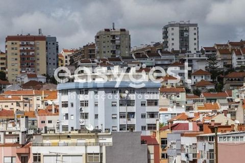 Erhvervsejendom i Amadora, Lisbon, Amadora - € 240.000 | Ref: ST93863EC - foto 3