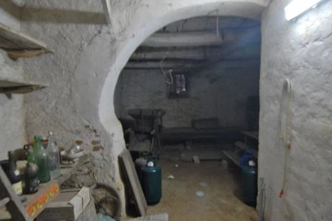 Villa a Clavesana, Cuneo, Clavesana - € 65.000 | Ref: CLV022 - foto 9