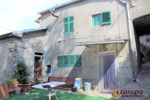 Landejendom i Pontremoli, Massa and Carrara, Pontremoli - € 30.000 | Ref: A357 - foto 1