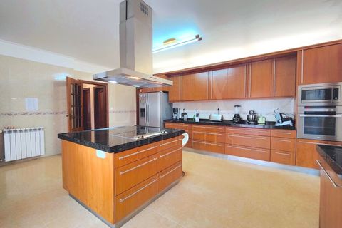 Villa i Sintra, Lisbon, Sintra - € 2.150.000 | Ref: LFC85 - foto 28