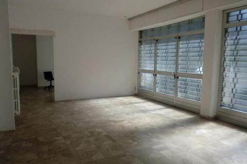 Erhvervsejendom i Lucca, Lucca, Lucca - € 120.000 | Ref: 4771 - foto 2