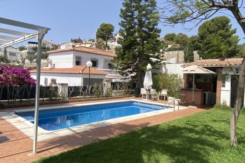 Villa i Almunecar, Granada, Almunecar - € 680.000 | Ref: PSRE-V1095 - foto 1