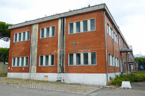 Erhvervsejendom i Massa, Massa and Carrara, Massa - € 3.000.000 | Ref: 1511 - foto 2