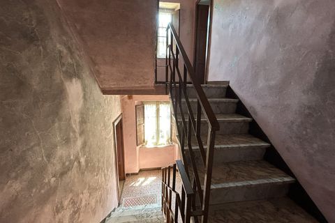 Herregård i Barga, Lucca, Barga - € 99 000 | Ref: APS-510 - foto 8