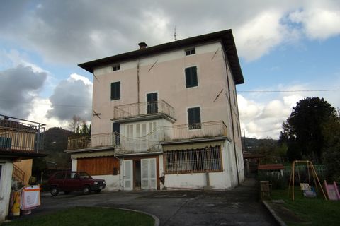 Villa a Barga, Lucca, Barga - € 230.000 | Ref: APS-680 - foto 12