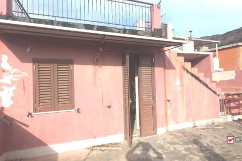 Villa a Messina, Messina, Messina - € 40.000 | Ref: 2VS261 - foto 2