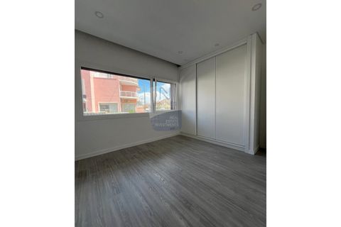 Villa i Odivelas, Lisbon, Odivelas - € 658.000 | Ref: ID 01003050-80 - foto 23