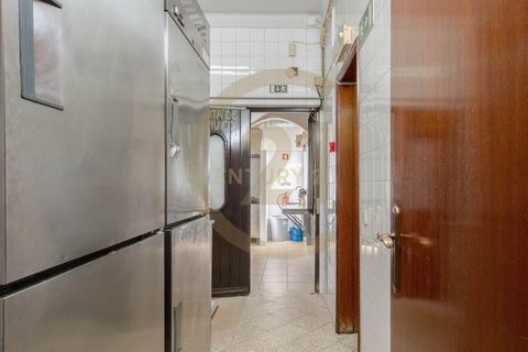 Villa i Guia, Faro, Guia - € 1.850.000 | Ref: 0651-04676 - foto 29