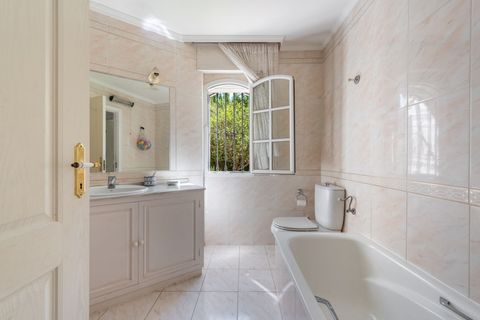Villa i Marbella, Malaga, Marbella - € 2.100.000 | Ref: PANR-13206 - foto 15