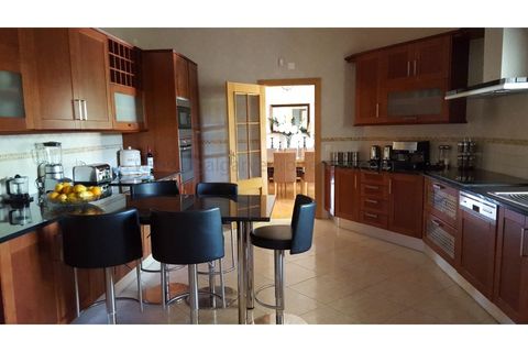 Villa i Almancil, Faro, Almancil - € 1.750.000 | Ref: DG3764 - foto 10
