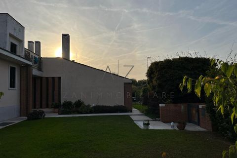 Villa a Castelfranco Veneto, Treviso, Castelfranco Veneto - € 600.000 | Ref: AZ12-24 - foto 4