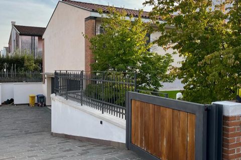 Villa a Castelfranco Veneto, Treviso, Castelfranco Veneto - € 600.000 | Ref: AZ12-24 - foto 5