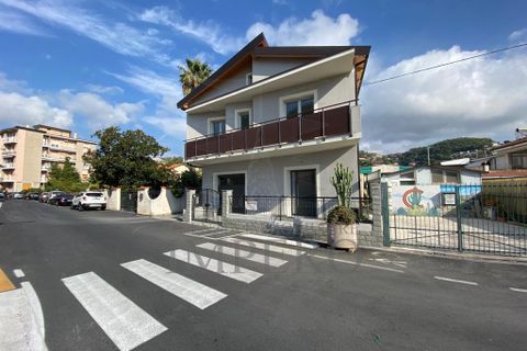 Villa a Vallecrosia, Imperia, Vallecrosia - € 800.000 | Ref: 22549 - foto 2