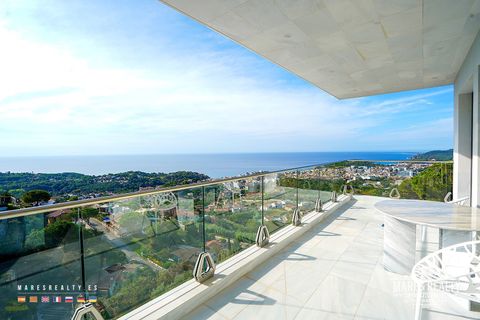Villa i Lloret De Mar, Gerona, Lloret De Mar - € 1.300.000 | Ref: LUX0025 - foto 3