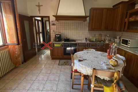 Villa i Cavarzere, Venice, Cavarzere - € 69.000 | Ref: CA5026V-L - foto 2