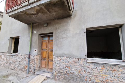 Villa i Cesena, Forli-Cesena, Cesena - € 215.000 | Ref: 2174 - foto 2