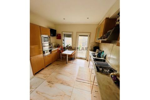 Villa a Perafita, Porto, Perafita - € 550.000 | Ref: CAS/HBL1061 - foto 8