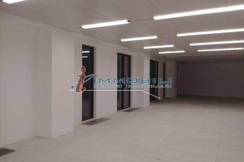Erhvervsejendom i Milan, Milan, Milan - € 46.013 | Ref: ULJO213 - foto 1