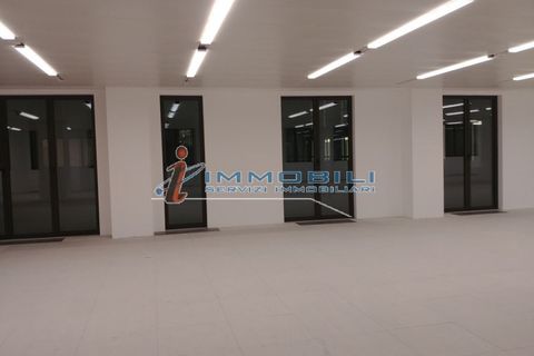 Erhvervsejendom i Milan, Milan, Milan - € 46.013 | Ref: ULJO213 - foto 2