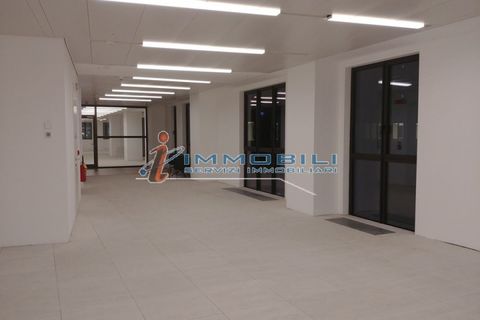 Erhvervsejendom i Milan, Milan, Milan - € 46.013 | Ref: ULJO213 - foto 11