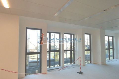 Erhvervsejendom i Milan, Milan, Milan - € 46.013 | Ref: ULJO213 - foto 22