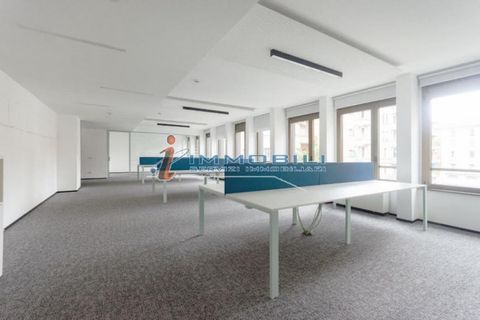 Erhvervsejendom i Milan, Milan, Milan - € 78.166 | Ref: ULRH1064 - foto 4