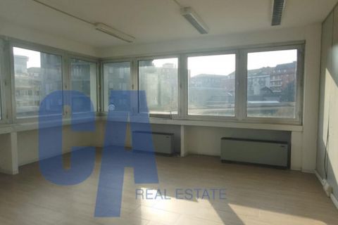 Erhvervsejendom i Milan, Milan, Milan - € 41.062 | Ref: ULAIZ070 - foto 1