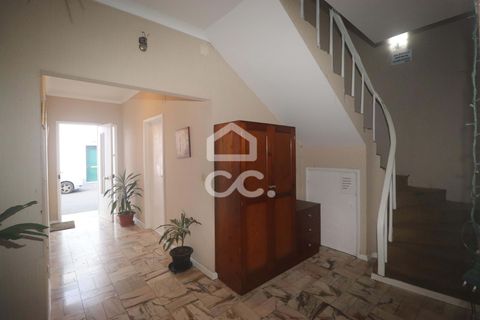Villa i Ponta Delgada, Sao Miguel, Ponta Delgada - € 375.950 | Ref: 326/M/03482 - foto 2
