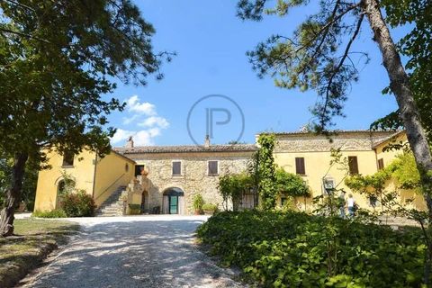 Villa a Pesaro, Pesaro and Urbino, Pesaro - € 980.000 | Ref: 83642744 - foto 2