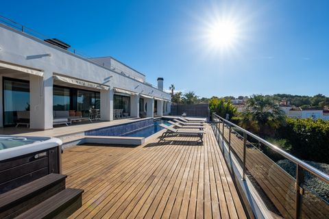 Villa a Badia Blava, Mallorca, Badia Blava - € 3.250.000 | Ref: 78100 - foto 2
