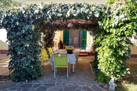 Byhus i Carrara, Massa and Carrara, Carrara - € 330.000 | Ref: 2760 - foto 1