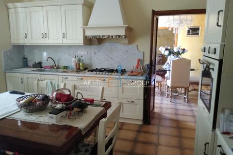 Byhus i Carrara, Massa and Carrara, Carrara - € 330.000 | Ref: 2760 - foto 2