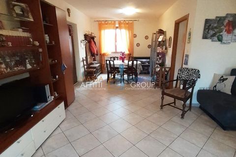 Byhus i Carrara, Massa and Carrara, Carrara - € 320.000 | Ref: 2764 - foto 1