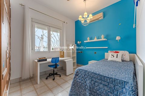 Villa a Las Galletas, Tenerife, Las Galletas - € 1.585.000 | Ref: 8601 - foto 10