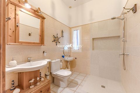 Villa a Las Galletas, Tenerife, Las Galletas - € 1.585.000 | Ref: 8601 - foto 12