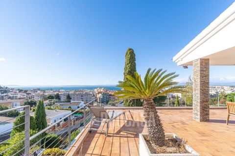 Villa a Roses, Gerona, Roses - € 2.200.000 | Ref: 3046 - foto 10