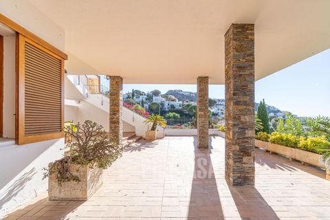 Villa a Roses, Gerona, Roses - € 2.200.000 | Ref: 3046 - foto 13