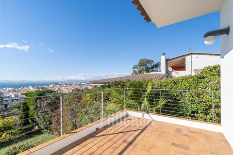 Villa a Roses, Gerona, Roses - € 2.200.000 | Ref: 3046 - foto 48